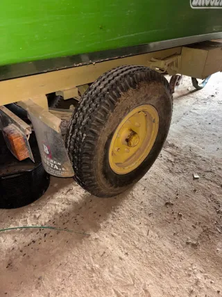 Remolque tractor tipo bañera