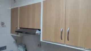 Carpintero y montaje de puertas