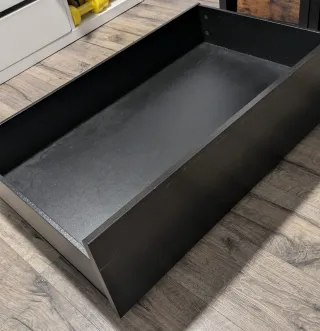 Cajones de madera para almacenaje con ruedas