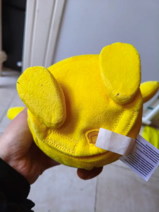 Pikachu Peluche Luz y Sonido
