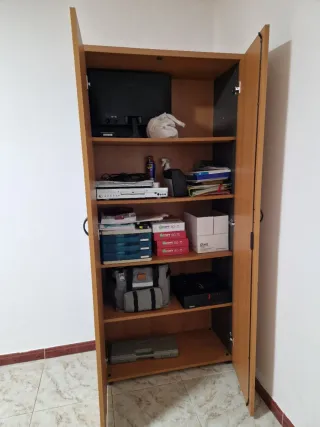 Armario de oficina madera y gris