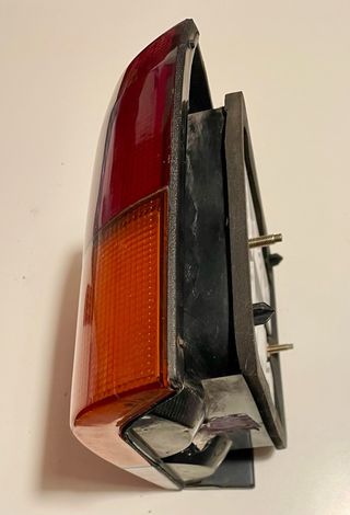 Piloto Trasero Dcho. RENAULT 19