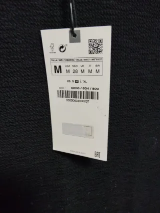 Vestido Zara manga al codo cuello alto de tubo