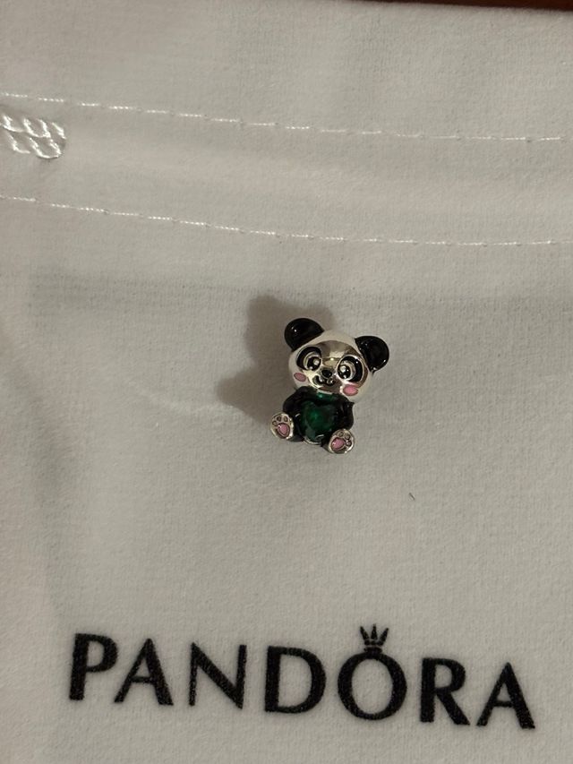 Charm Oso Panda