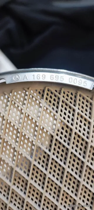 Rejillas Altavoz Mercedes Clase B 245W