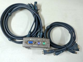 Switch KVM EMINE 2 PCs (Monitor, Teclado y Ratón)