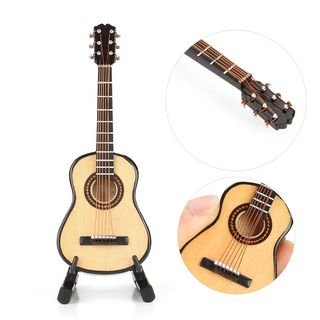 HECHO A MANO GUITARRA ESPAÑOLA A ESCALA CON FUNDA