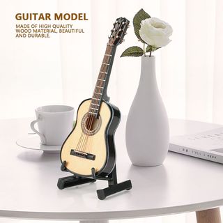 HECHO A MANO GUITARRA ESPAÑOLA A ESCALA CON FUNDA