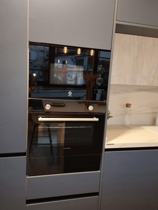 Cocina completa con electrodomésticos