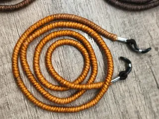 Cordino per occhiali sfumature marrone