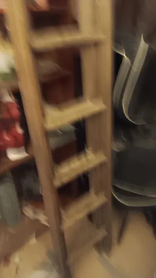 Escalera madera antigua