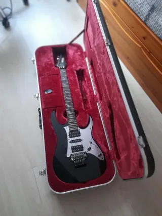 Guitarra Eléctrica Negra