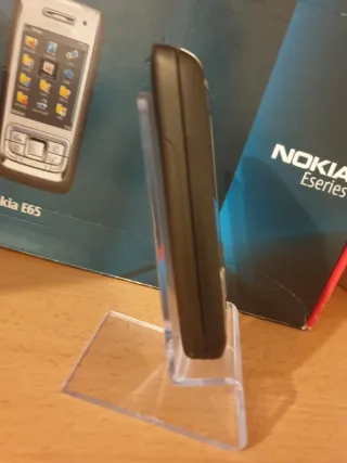 Nokia E65 Plata y Negro