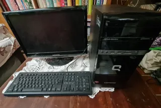 Ordenador de sobremesa Compaq Negro