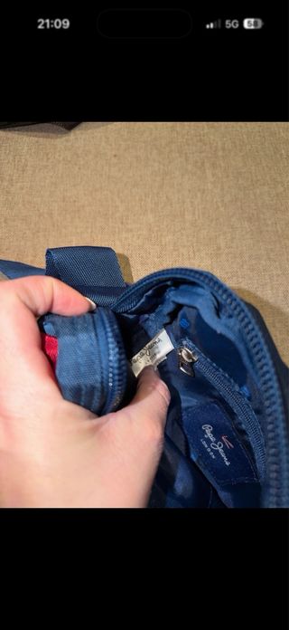 Bolso Pepe Jeans azul y rojo