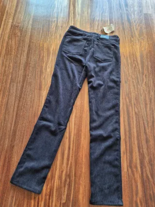 Pantalón pana negro Resolute