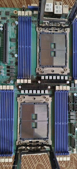 Scheda Madre Server TTY T1DEEP Dual Socket SP3