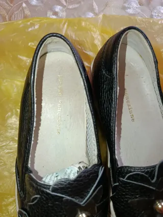 Mocassini donna neri con fiori