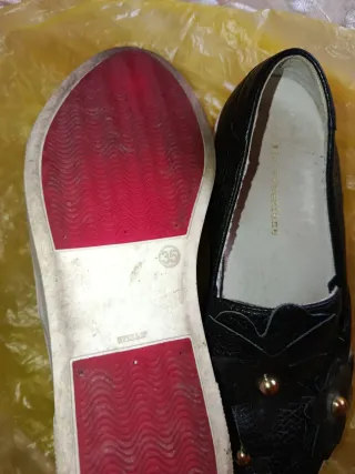 Mocassini donna neri con fiori