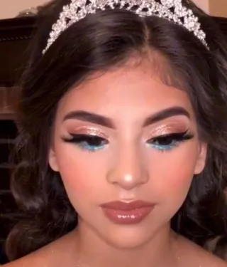 Servicio de Peinado y Maquillaje - Gijón