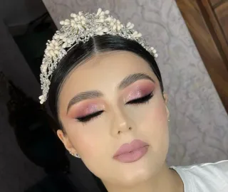 Servicio de Peinado y Maquillaje - Gijón