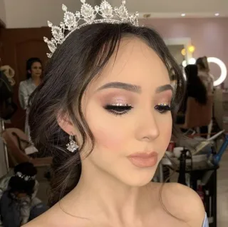 Servicio de Peinado y Maquillaje - Gijón