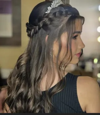 Servicio de Peinado y Maquillaje - Gijón