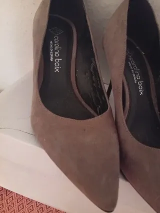 Zapatos de tacón marrones