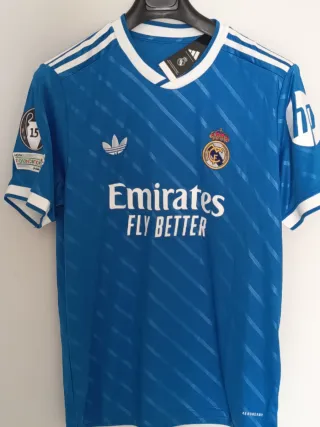 Camiseta fútbol retro R.Madrid. Carvajal. M