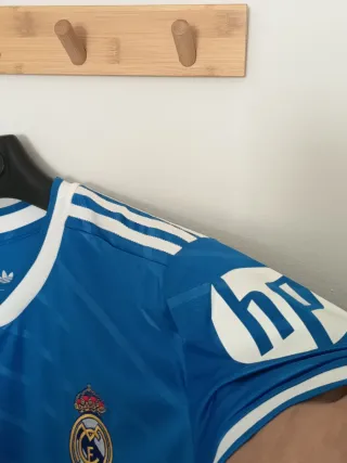 Camiseta fútbol retro R.Madrid. Carvajal. M