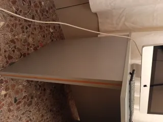 Escritorio madera de 80x130 cms