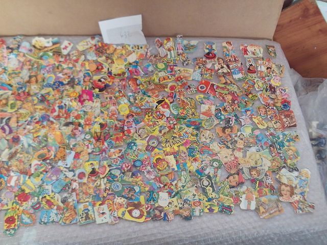 Lote 632 Cromos Troquelados para Jugar