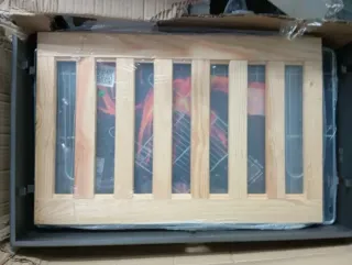 Barbacoa con ruedas y parrilla