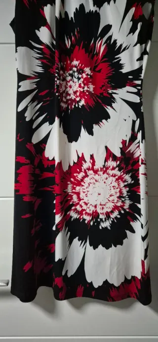 Elegante Vestido Flores Negro Rojo Blanco Talla S