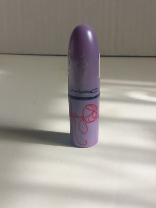 Labial MAC  Kelly Osbourne