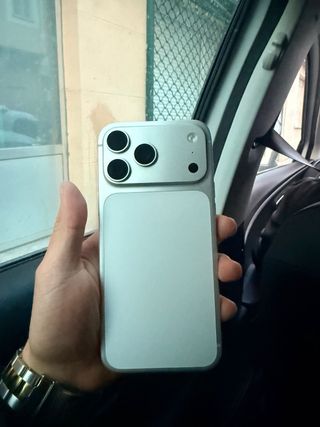 iPhone 17 Pro Max Plata - Poco Uso