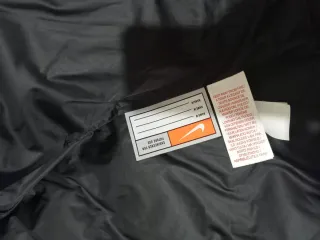 Abrigo Nike niño XL 158-170cm