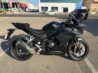 Honda CBR500R 2025
