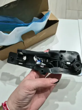 Manija Puerta Izquierda Alfa Romeo Giulietta