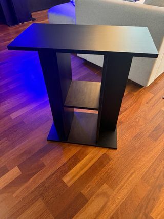 Mesa Decorativa de Madera Negra - Diseño Moderno
