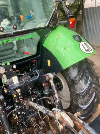 Tractor Deutz-Fahr Agrotron M600