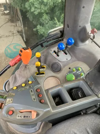 Tractor Deutz-Fahr Agrotron M600