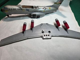 Modellino in latta Lockheed C-141A Starlifter