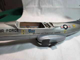 Modellino in latta Lockheed C-141A Starlifter