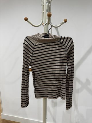 Jersey Pull&Bear rayas crudo y negro