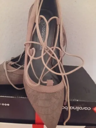 Zapatos de tacón Carolina Boix beige/marrón