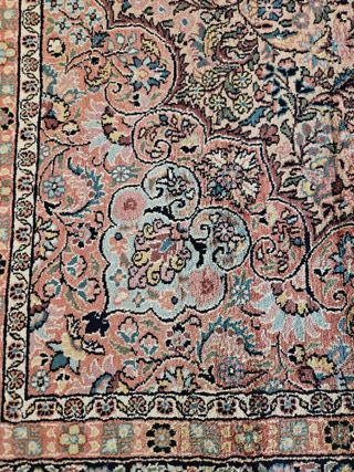 Alfombra persa de seda multicolor