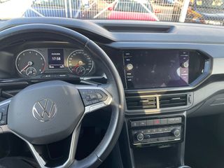 Volkswagen T-Cross Advance 2021