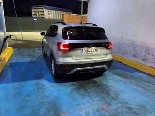 Volkswagen T-Cross Advance 2021