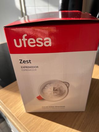 Exprimidor Ufesa Zest 25W 0.7L